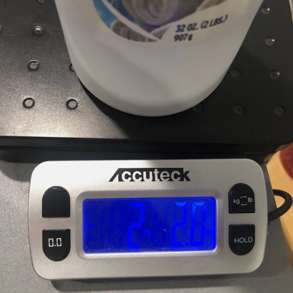 Glade Carpet & Room Refresher CLEAN LINEN Blue, Eliminates Deep Down Odors, 32oz - Picture 5 of 6